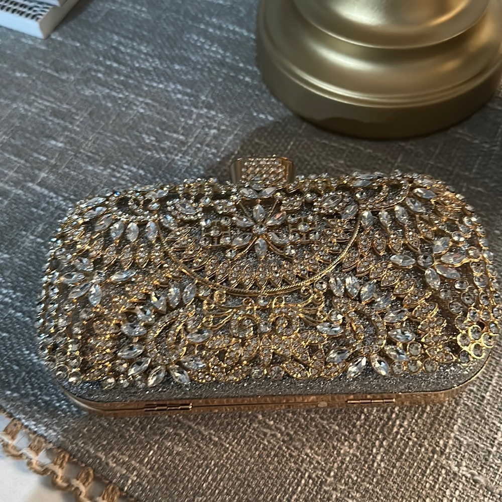 Yokawe crystal evening clutch